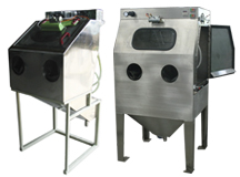 Wet liquid sandblasting cabinet