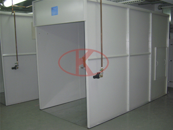 Paint spray booth manufacturers laboratory / spray chamber