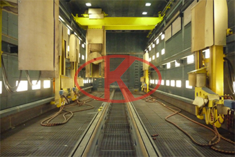 Automatic wall-mounted robot sandblasting room system