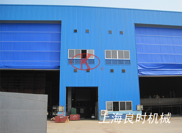 Two spray two coating vessel segmented sandblasting painting workshop